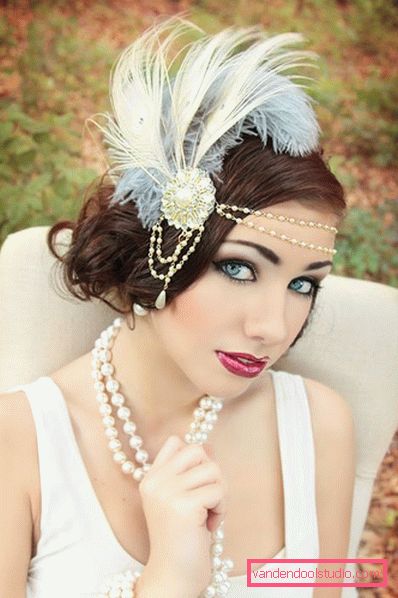Velika Gatsby frizura i pribor