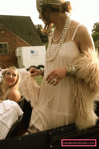 Velika Gatsby frizura i pribor