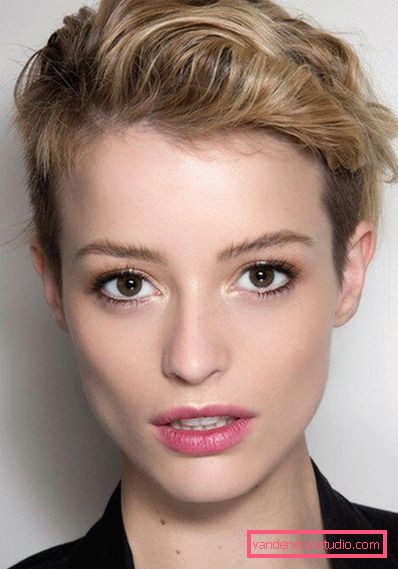 styling za kratku kosu s bangs