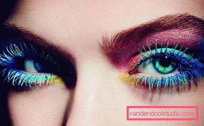 make up u svijetlim bojama make up u svijetlim bojama