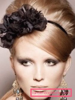 Izrada večernjih frizura vlastitim rukama - top 8 styling za večer
