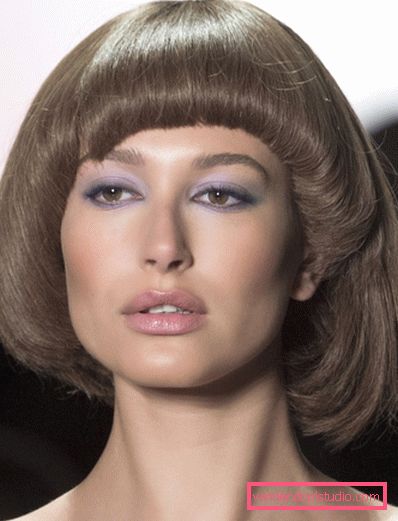Stranica za šišanje Elegantna frizura za kratku i srednju kosu