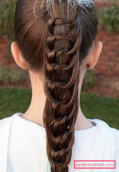 Ideje za lijepe frizure za školu za djevojčice - styling za 5 minuta