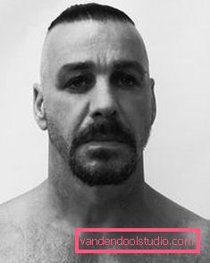 Kako se zove frizura Till Lindemann - fotografija