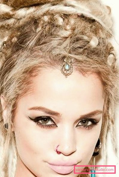 frizure dreadlocks Kreativna frizura s dredovima za žene i muškarce - kako se radi i brinuti