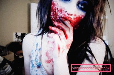 djevojka s zombi make up za Halloween djevojka s zombi make up za Halloween