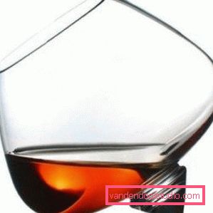 čašu alkohola