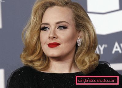 Adele s voluminoznim uvojcima Adele s voluminoznim uvojcima