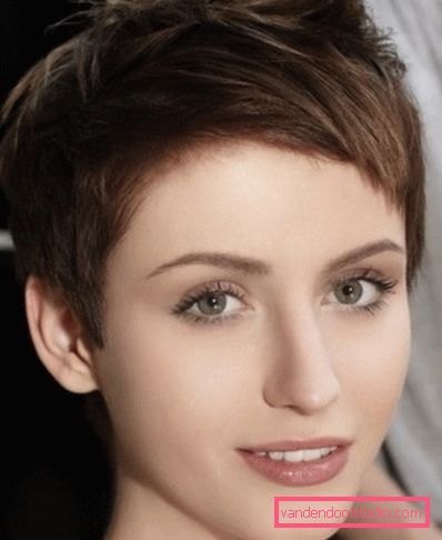 Francuska frizura Sorte i styling francuske frizure
