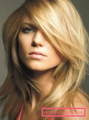 Francuska frizura Sorte i styling francuske frizure