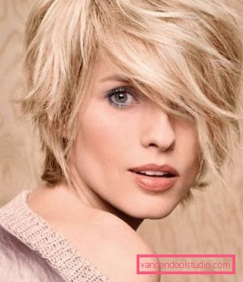 Francuska frizura Sorte i styling francuske frizure