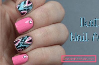 Ikat nail art