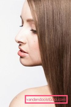 Kisela krema za kosu. Maske s vrhnjem