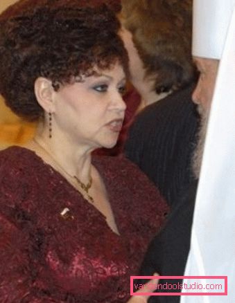 Petrenkova kosa Neobična frizura ili perika Valentine Petrenko