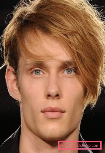 Muška frizura s bangs - duga kosa Mogućnosti za muške frizure s bangs i styling