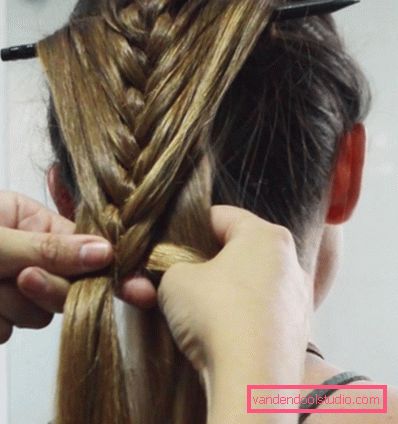 Pljuni na olovku Izrada frizura s olovkom - različite ideje za styling na olovci